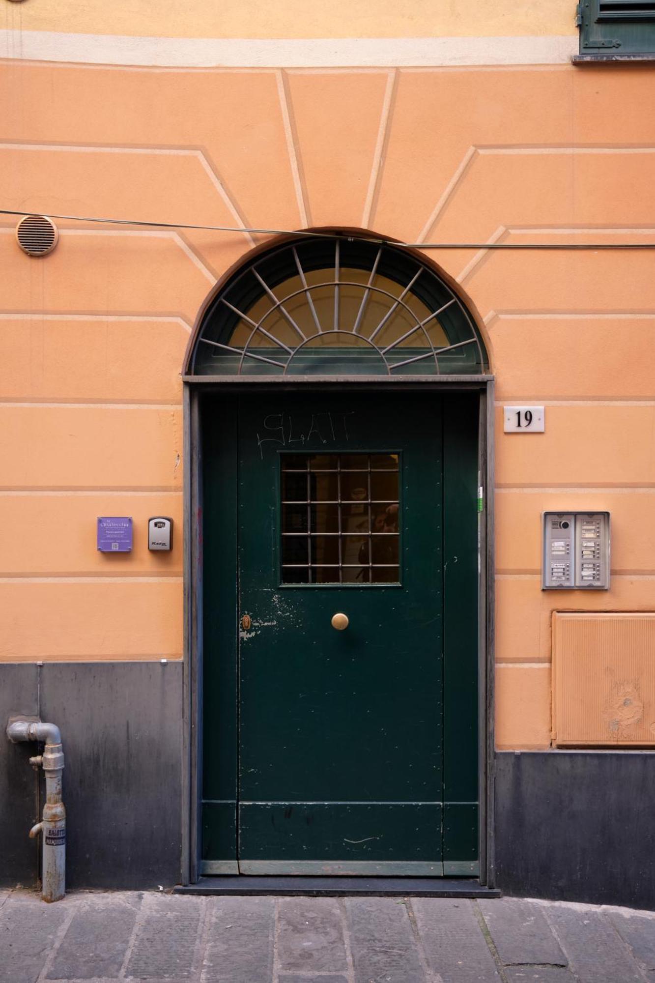 Prione'S Apartment Bis Genova Exterior foto
